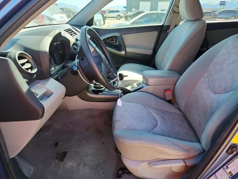 2011 TOYOTA RAV4 BASE  