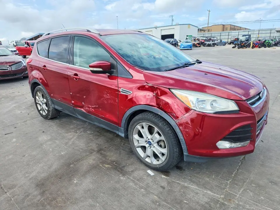 2016 FORD ESCAPE TITANIUM  
