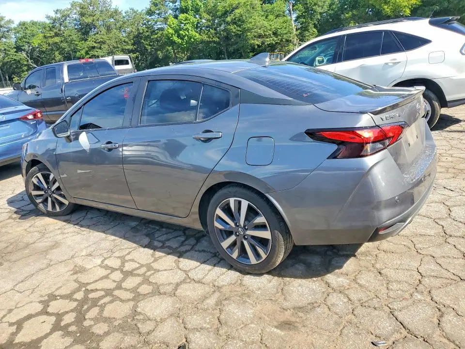 2021 NISSAN VERSA SR  