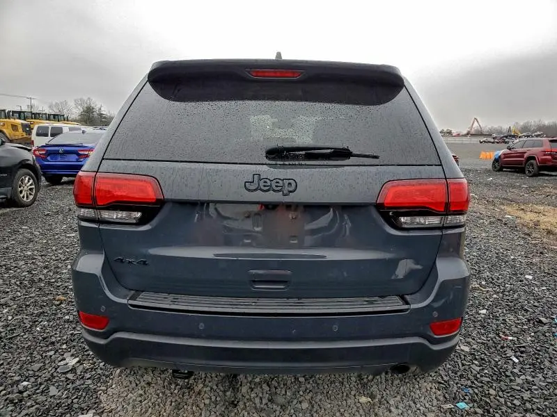 2018 JEEP GRAND CHEROKEE LAREDO  