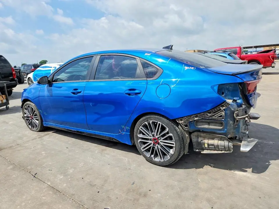 2023 KIA FORTE GT  