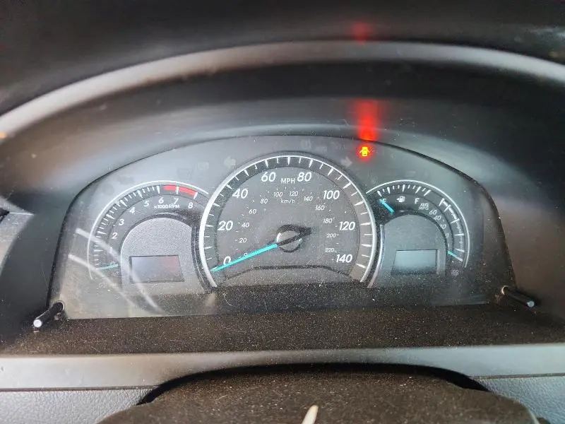 2014 TOYOTA CAMRY LE  