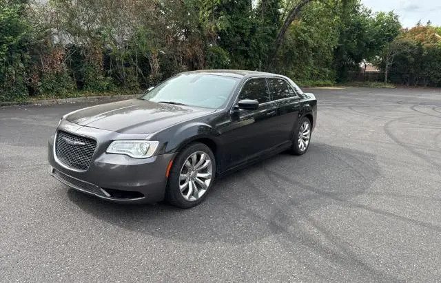2018 CHRYSLER 300 TOURING  