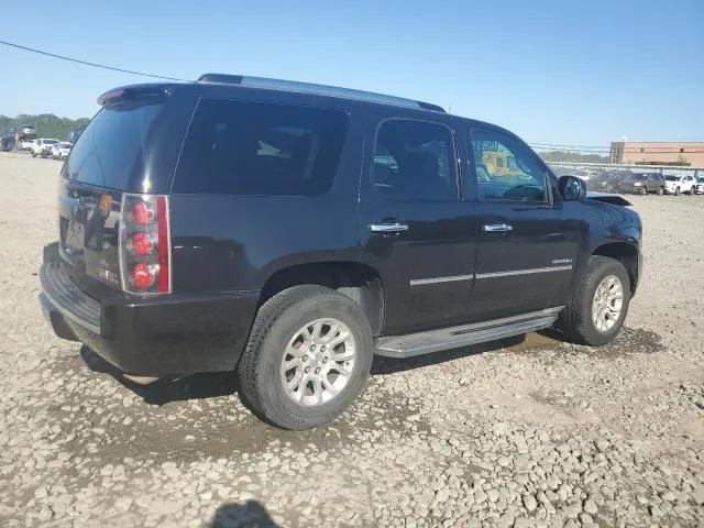 2011 GMC YUKON DENALI  
