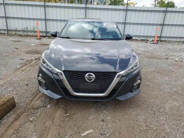2019 NISSAN ALTIMA SV  