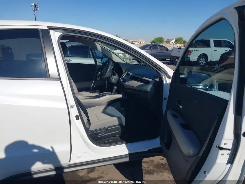 2022 HONDA HR-V 2WD LX