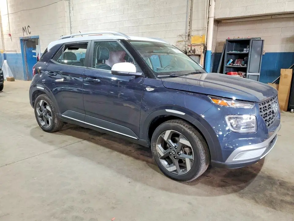 2024 HYUNDAI VENUE LIMITED  