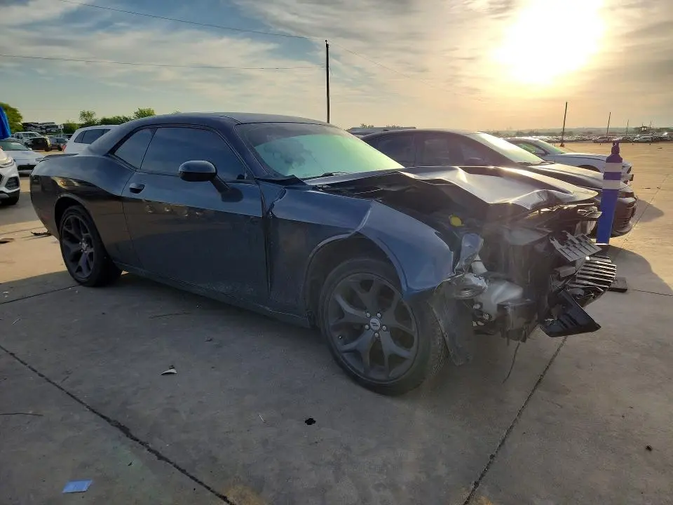 2018 DODGE CHALLENGER SXT  