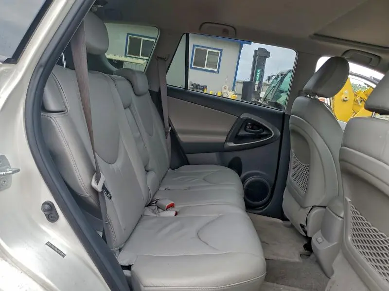 2011 TOYOTA RAV4 LIMITED  