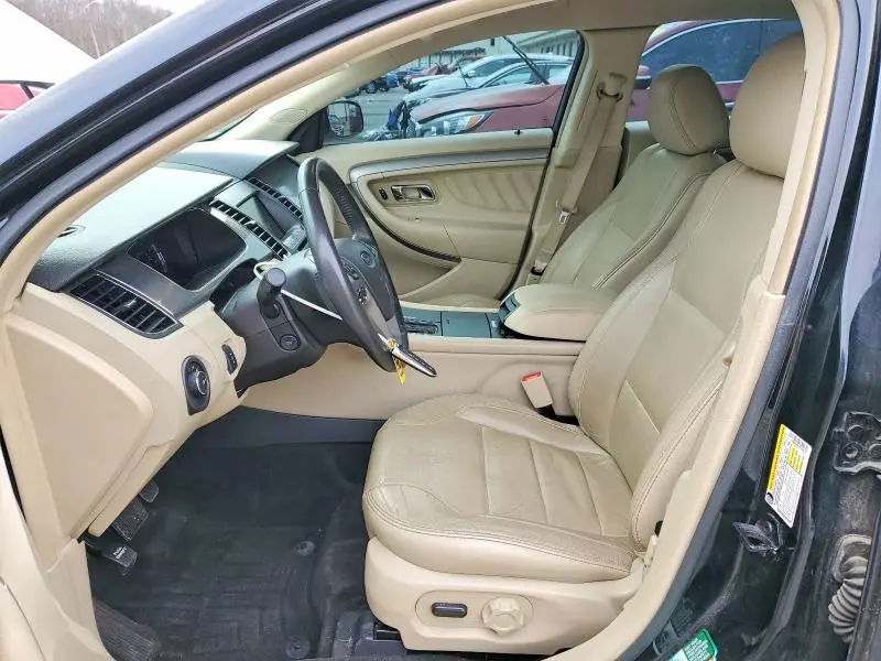 2015 FORD TAURUS SEL  