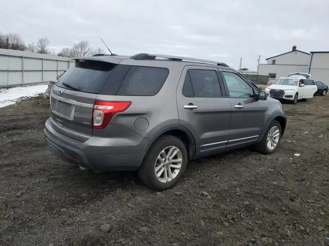 2011 FORD EXPLORER XLT  