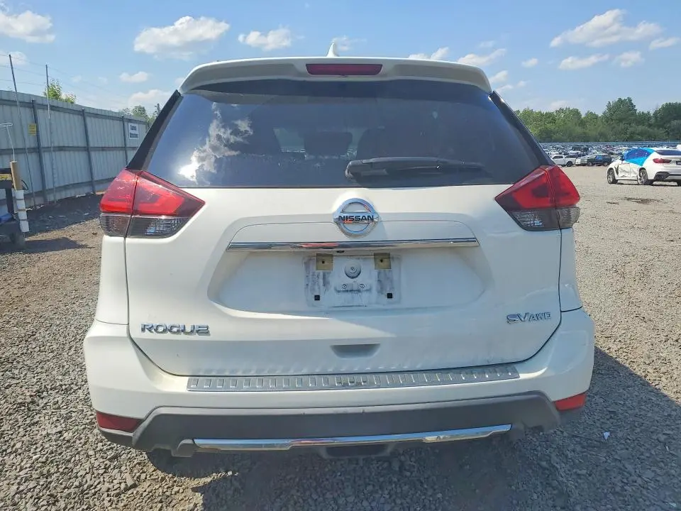 2017 NISSAN ROGUE SV  