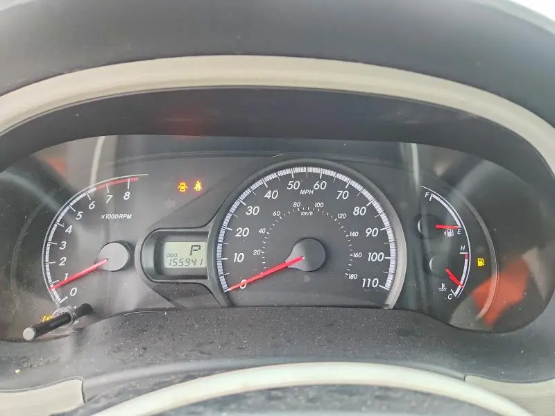 2011 TOYOTA SIENNA LE 8-PASSENGER  