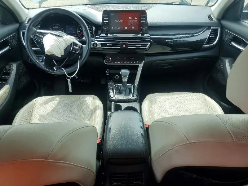 2021 KIA SELTOS EX  