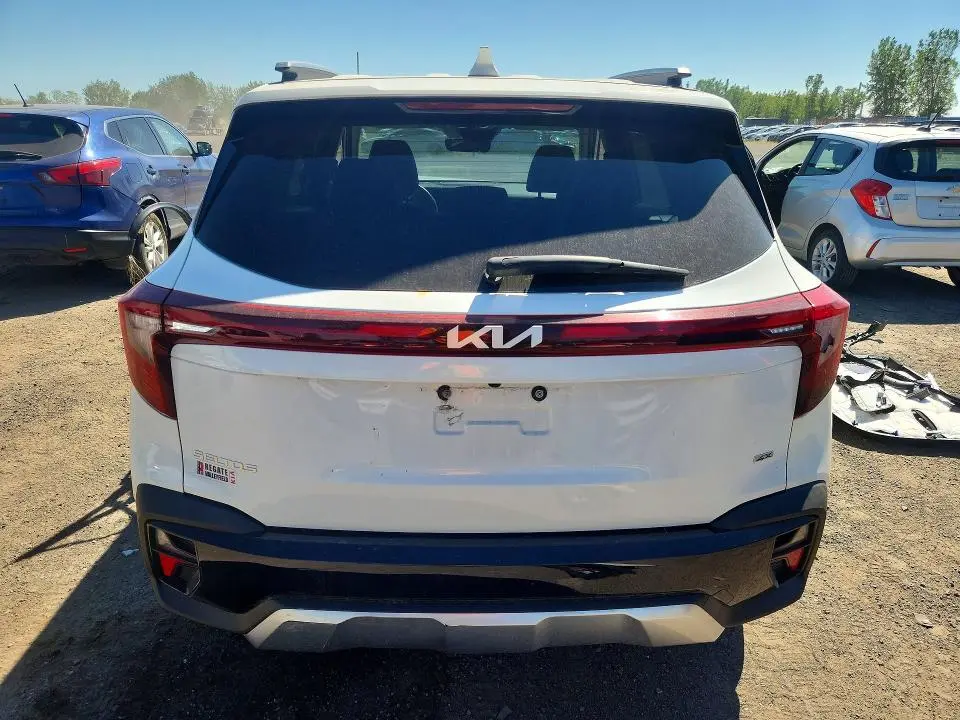 2024 KIA SELTOS S  