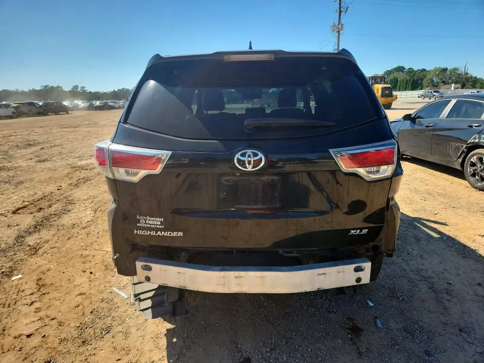 2015 TOYOTA HIGHLANDER XLE  