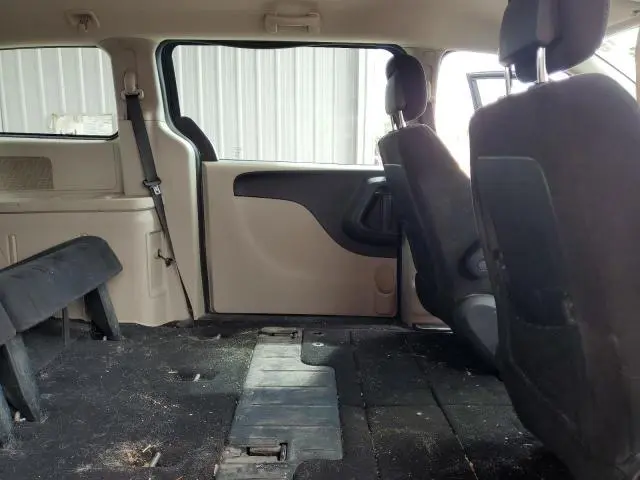 2014 DODGE GRAND CARAVAN SE  