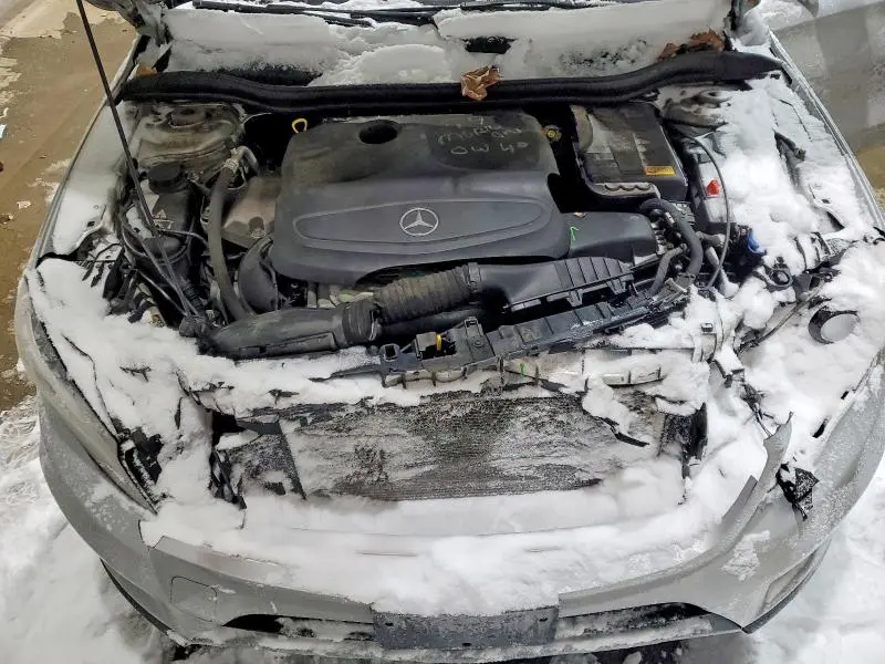 2015 MERCEDES-BENZ GLA 250 4MATIC  