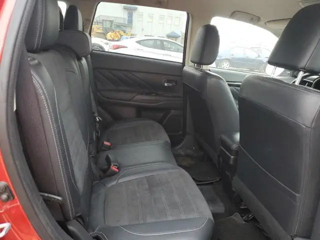 2018 MITSUBISHI OUTLANDER SE