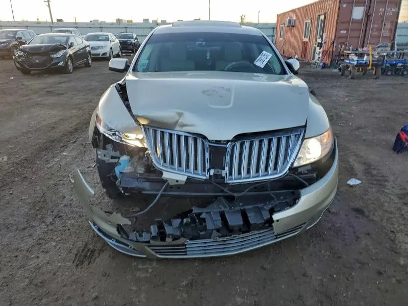 2010 LINCOLN MKS   