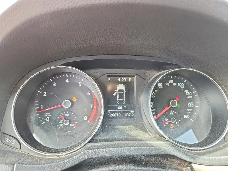 2017 VOLKSWAGEN PASSAT SE  