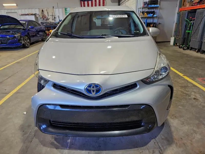 2015 TOYOTA PRIUS V   
