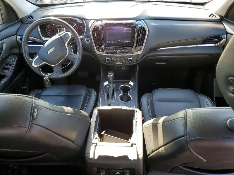 2020 CHEVROLET TRAVERSE LT  