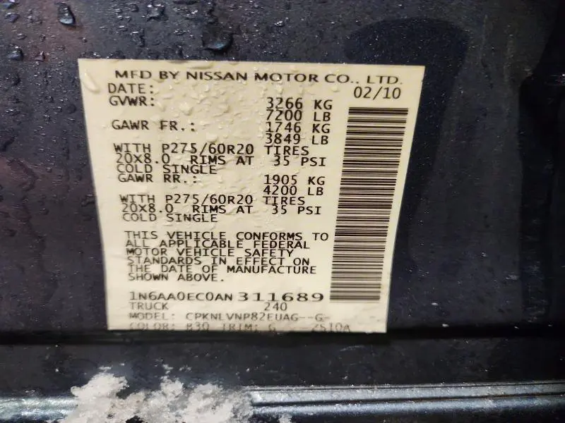 2010 NISSAN TITAN XE  
