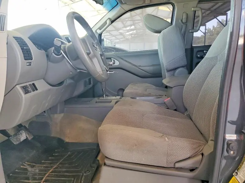 2012 NISSAN FRONTIER S  