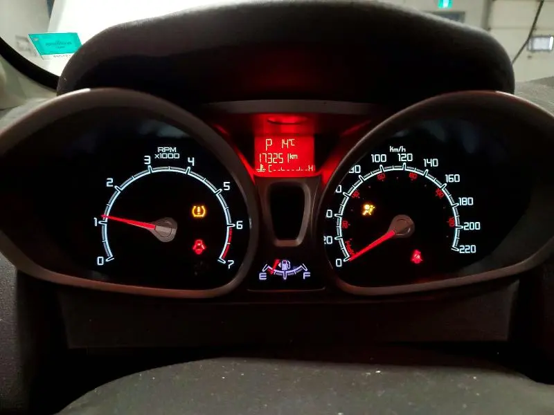 2013 FORD FIESTA SE  