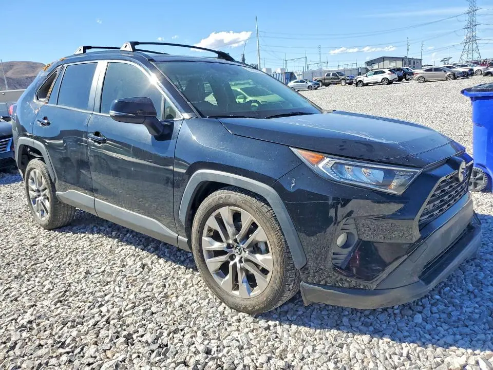 2019 TOYOTA RAV4   