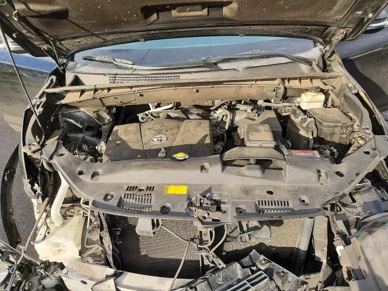 2017 TOYOTA HIGHLANDER SE  