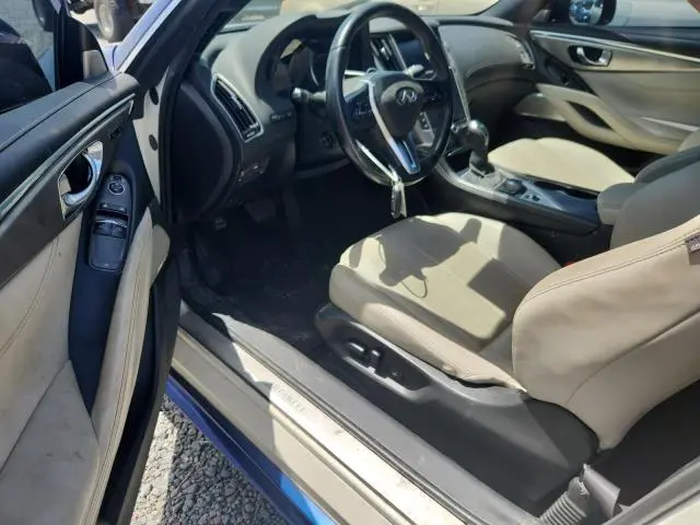 2019 INFINITI Q60 3.0T LUXE  