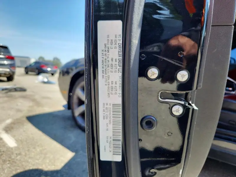 2013 DODGE CHALLENGER SXT  