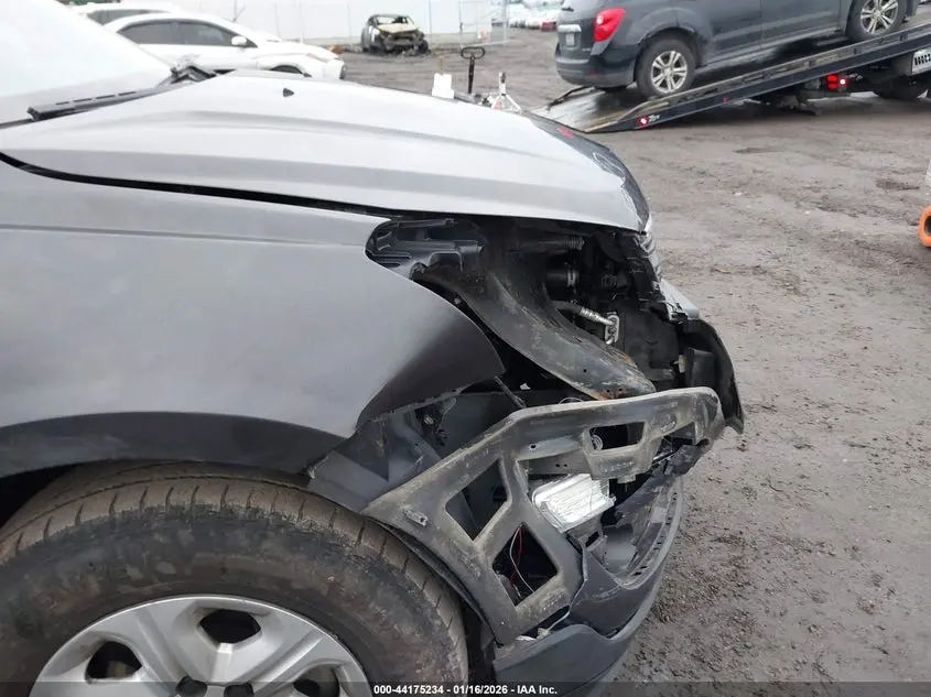 2014 CHEVROLET TRAVERSE LS