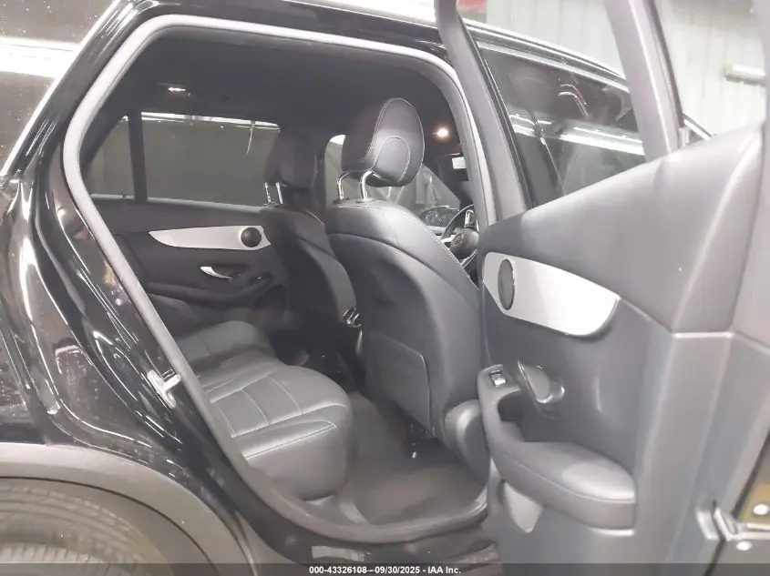 2021 MERCEDES-BENZ GLC 300 SUV