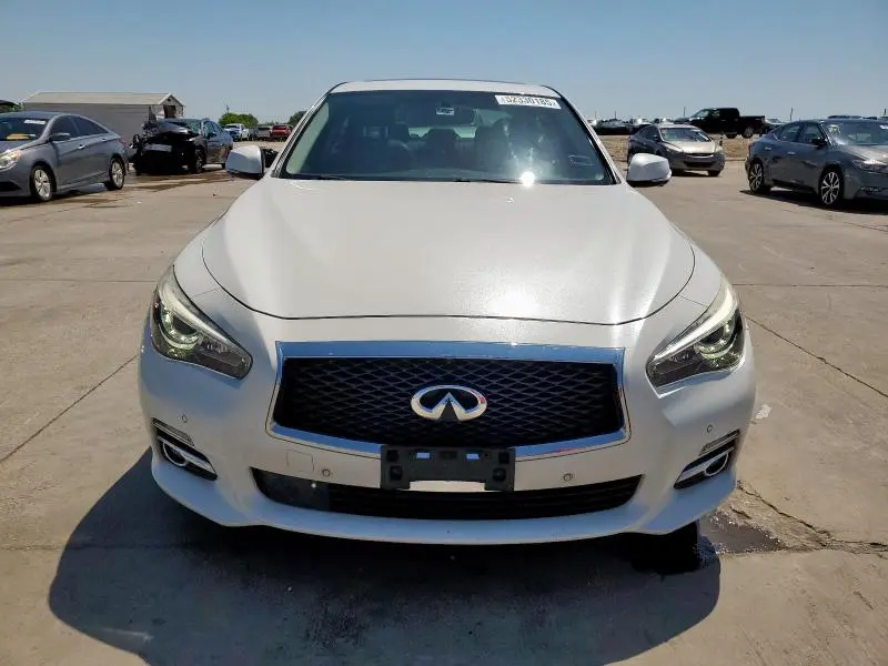 2017 INFINITI Q50 PREMIUM
