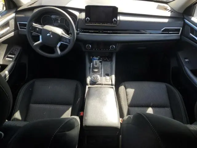 2022 MITSUBISHI OUTLANDER ES  