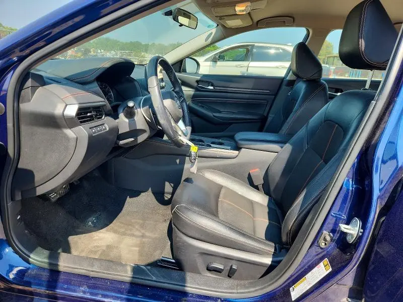 2019 NISSAN ALTIMA SR  