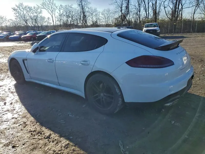 2015 PORSCHE PANAMERA 2  