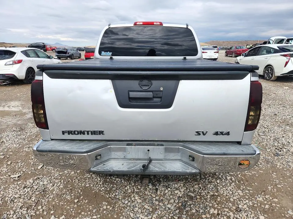 2013 NISSAN FRONTIER S  