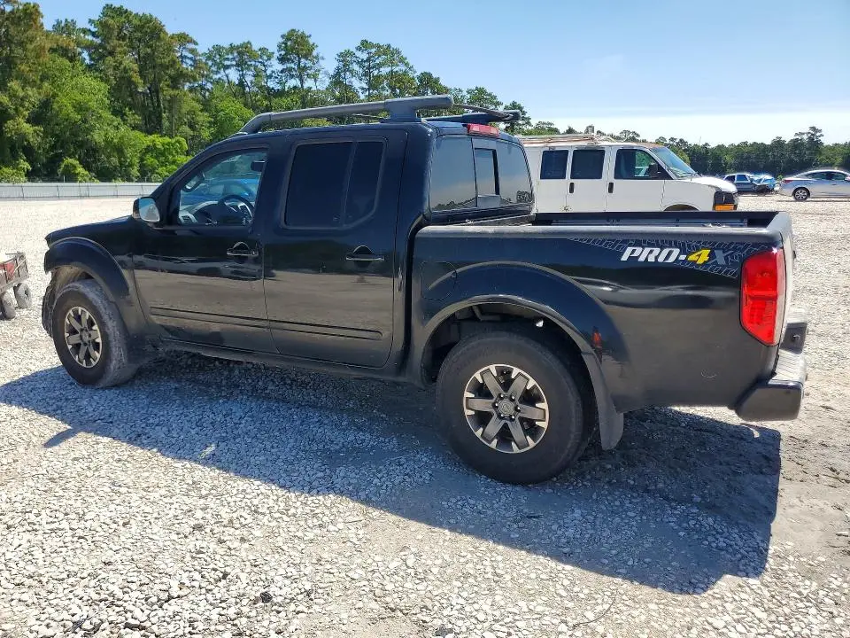 2016 NISSAN FRONTIER PRO-4X  