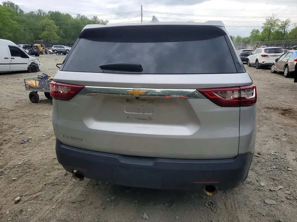 2019 CHEVROLET TRAVERSE LS  
