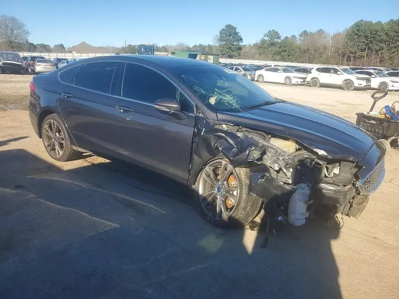 2020 FORD FUSION TITANIUM  