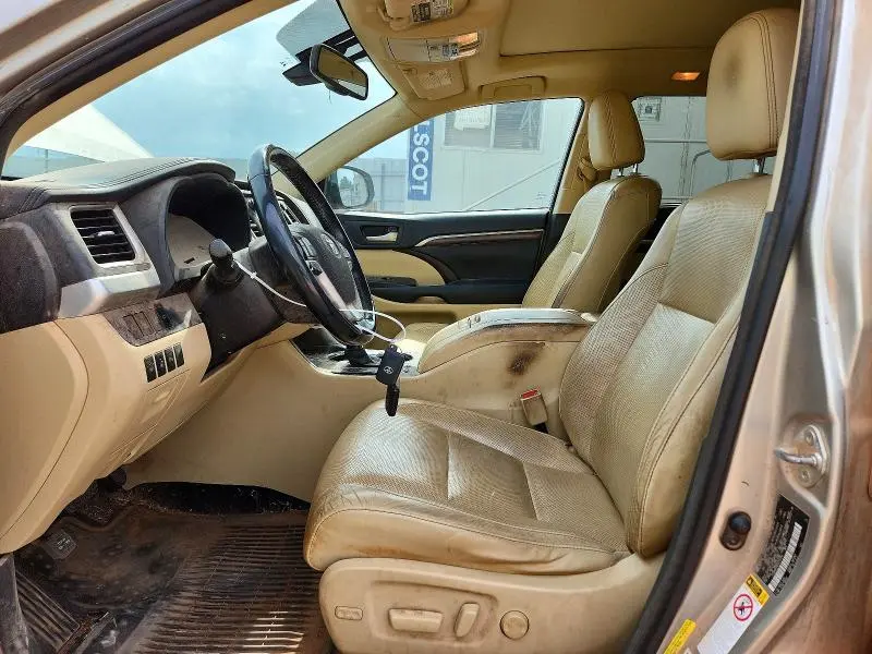 2016 TOYOTA HIGHLANDER LIMITED PLATINUM  