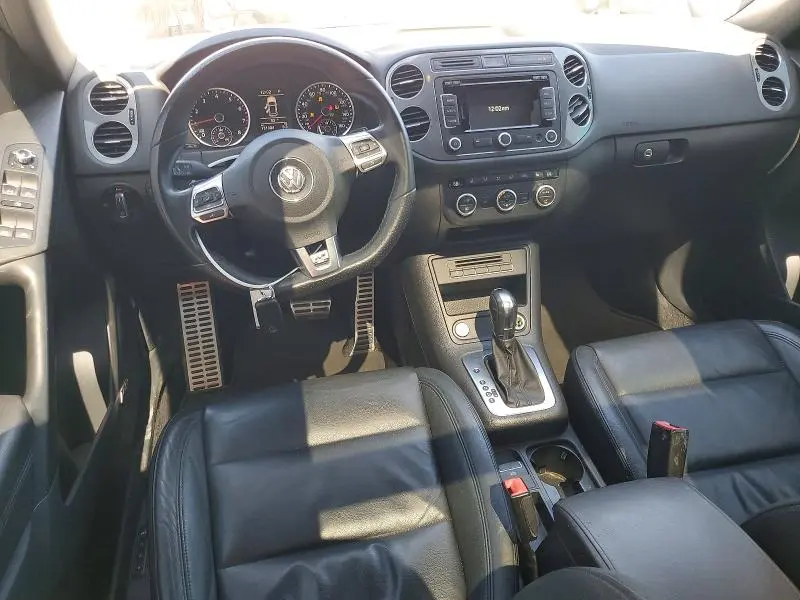 2014 VOLKSWAGEN TIGUAN S  