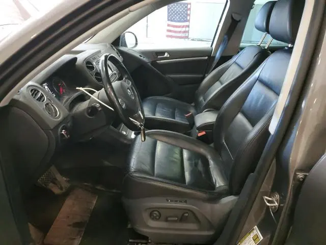 2012 VOLKSWAGEN TIGUAN S  