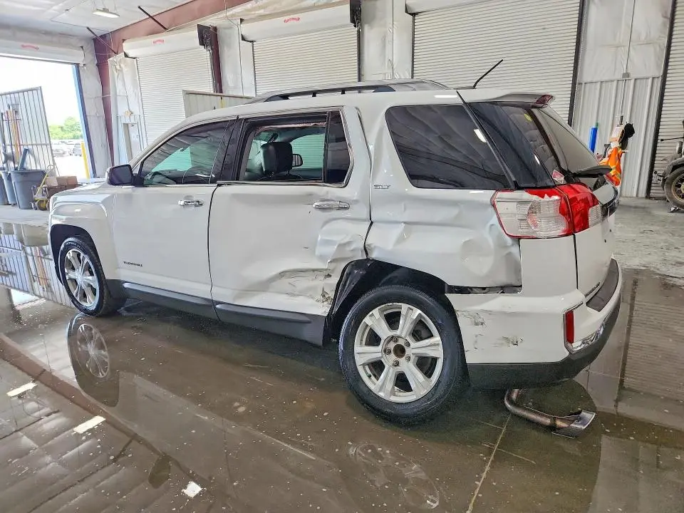 2017 GMC TERRAIN SLT  