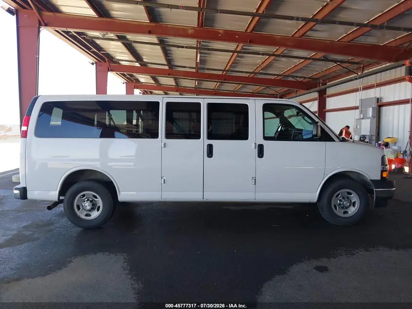 2017 CHEVROLET EXPRESS 3500 LT