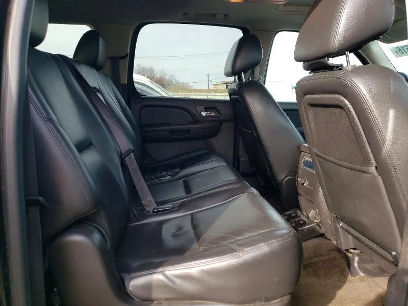 2013 CHEVROLET SUBURBAN K1500 LTZ  